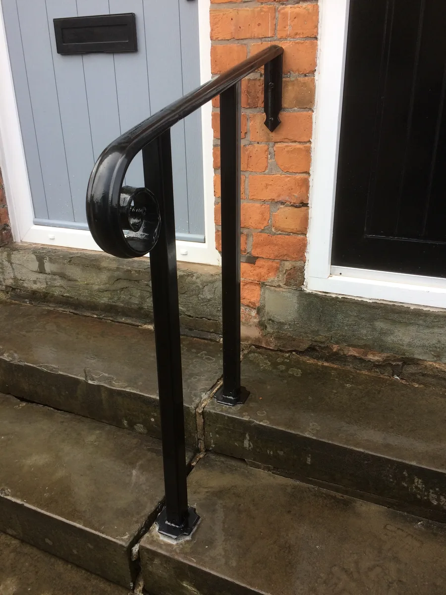 Handrails — example 7