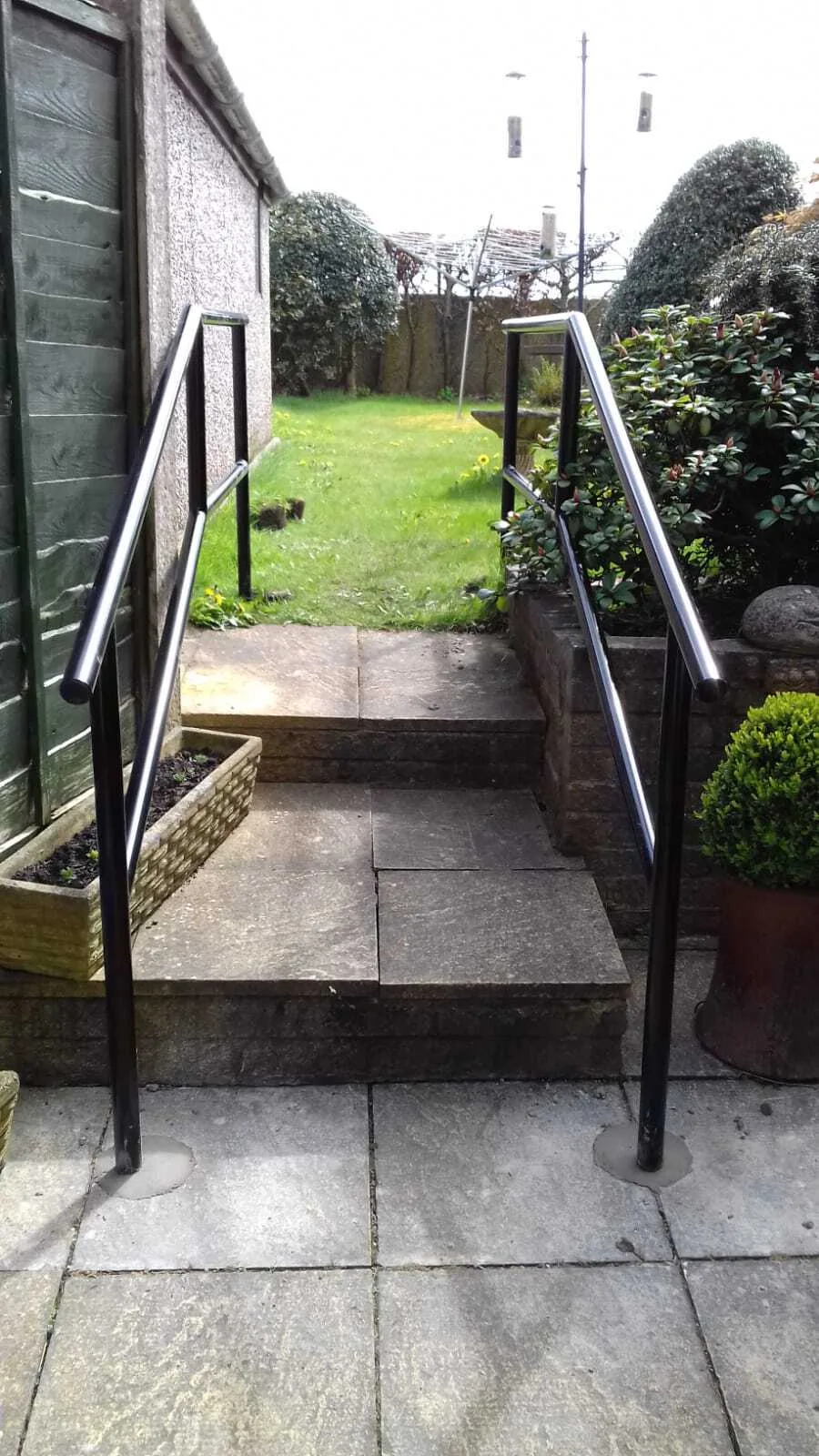 Handrails — example 10